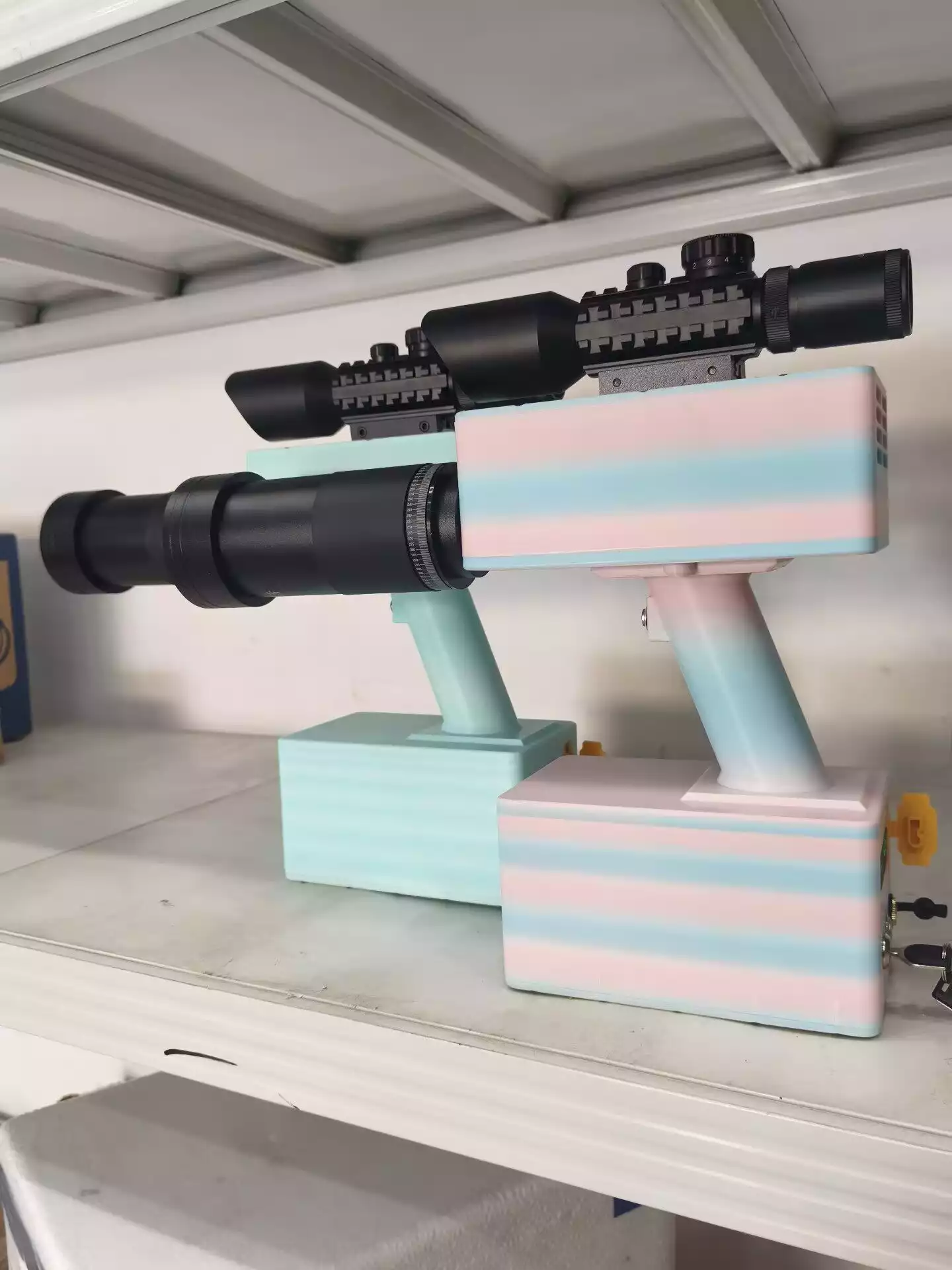 Powerful 500W Handheld IR Laser Pointer With Safety Keys And Battery Display