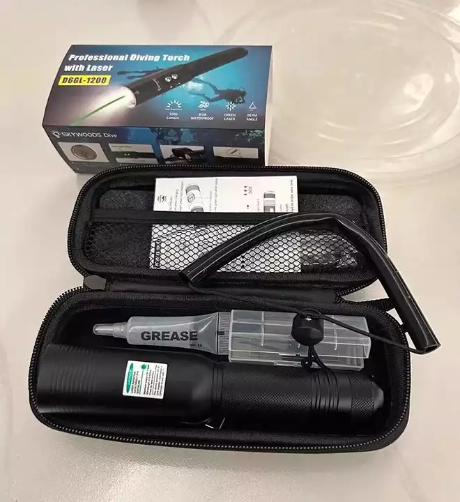 Waterproof IPX8 Diving Light With 520nm Green Laser Pointer