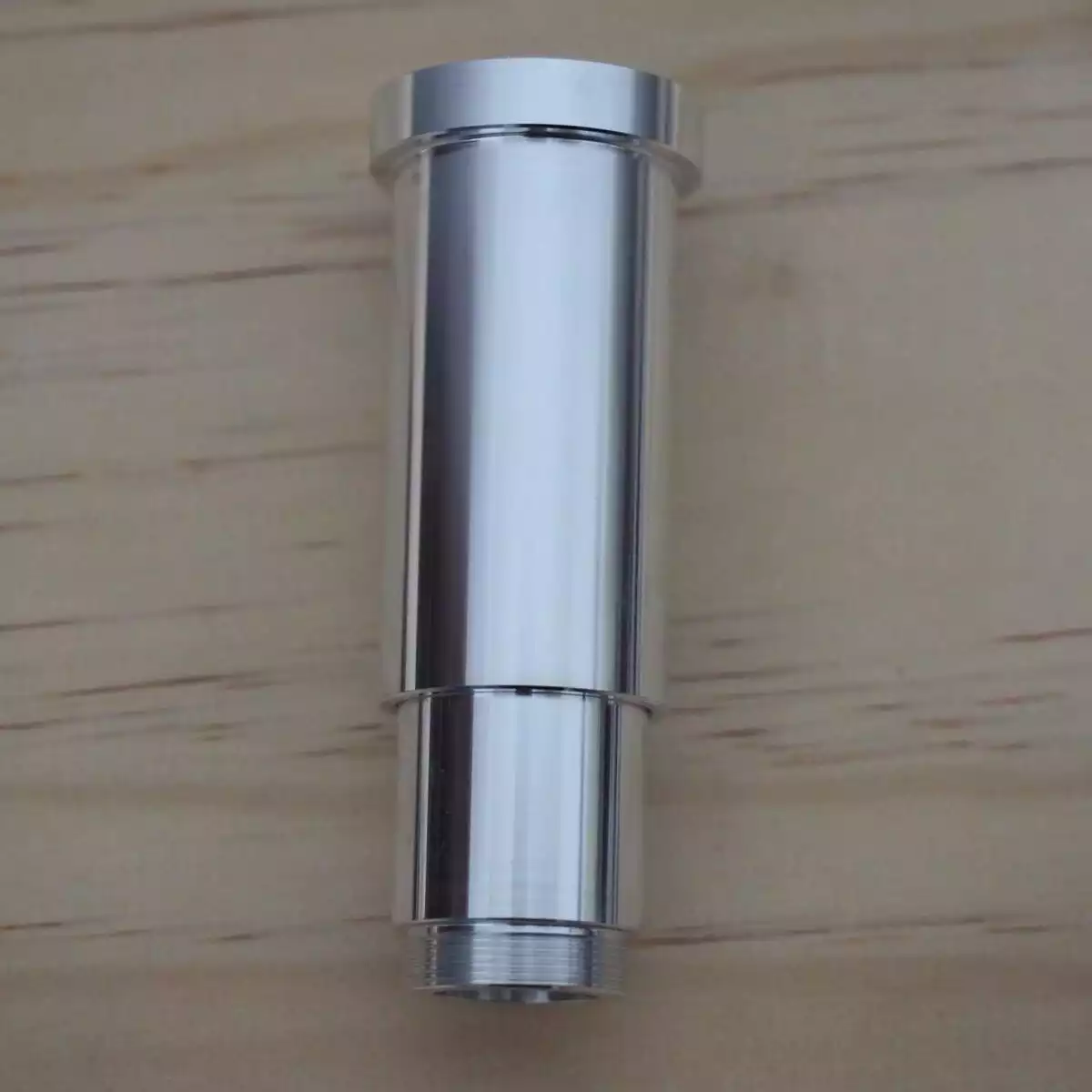 10X freely extendable lens for fiber lasers