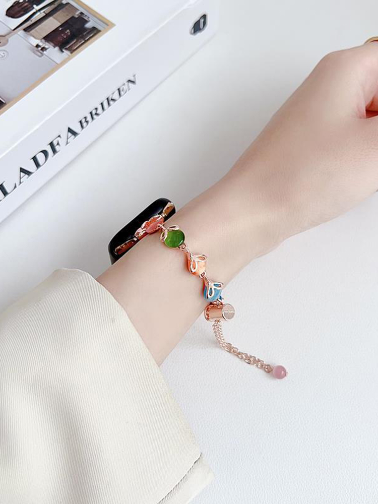 Fox Shaped Link Opal Band