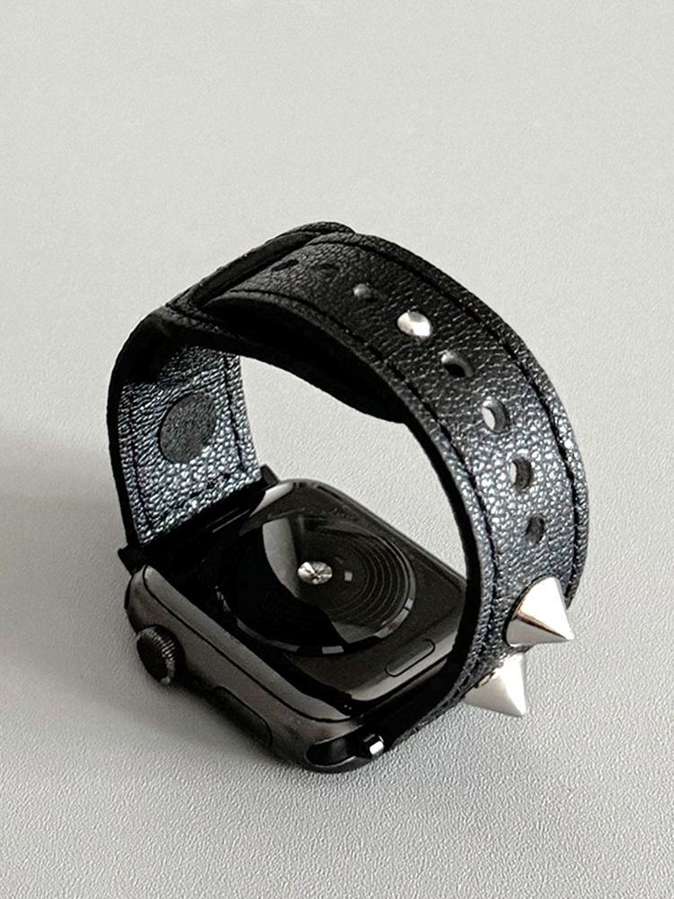 Spiked ivets Leather Band