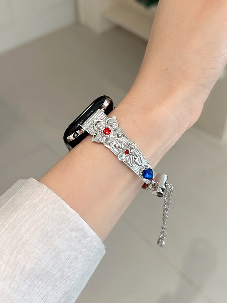 Ruby Bouquet Metal Band for Apple Watch