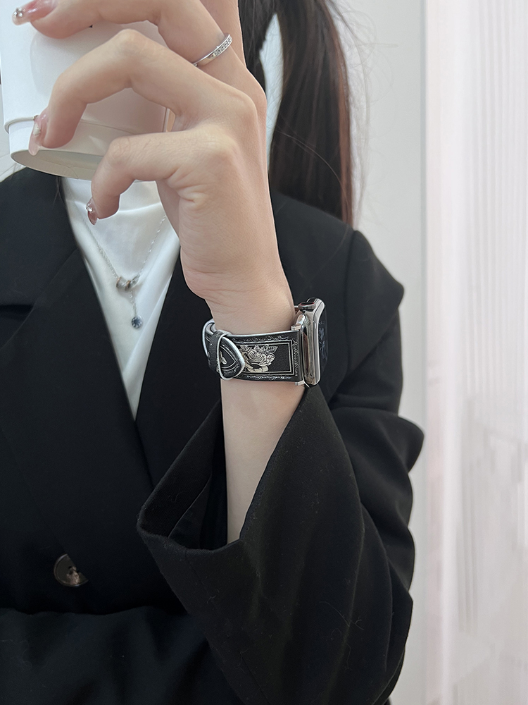 Camellia Pattern Leather Band