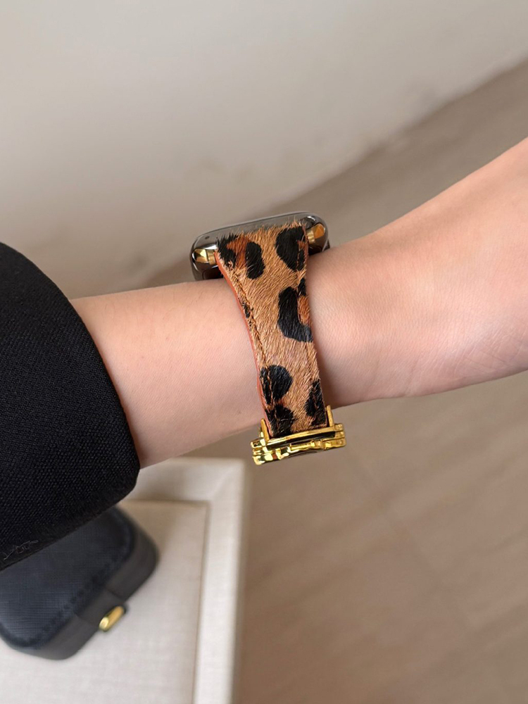 Clover Magnetic Leopard Leather Band for Apple Watch