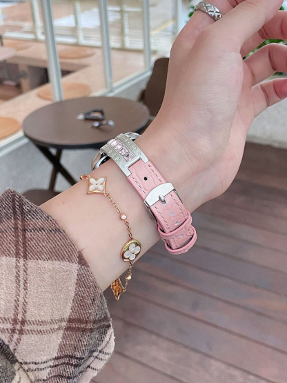 Four-leaf Pattern Square Diamond Leather Band for Apple Watch