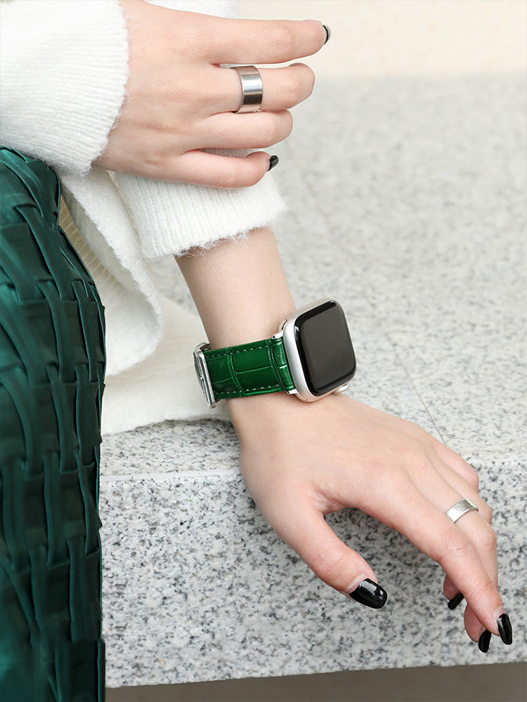 Bamboo Pattern Butterfly Buckle Leather Band