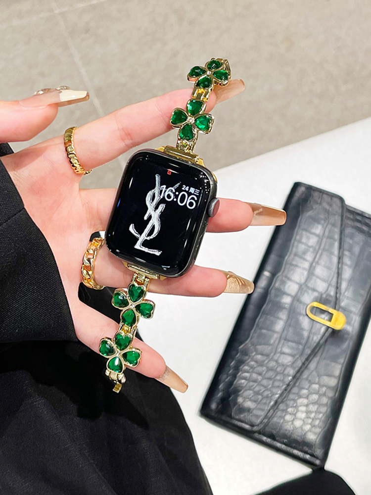 Beautiful Four Leaf Clover Stainless Steel Band