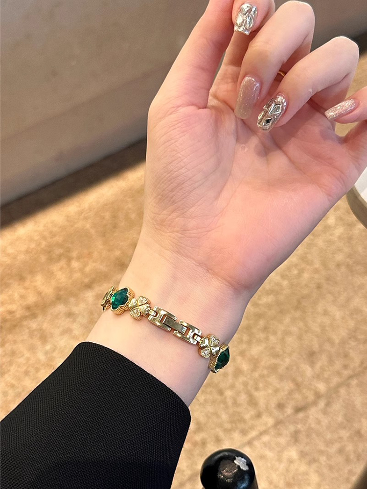 Rhinestone and Zircon Four-leaf Clover Stainless Steel Band