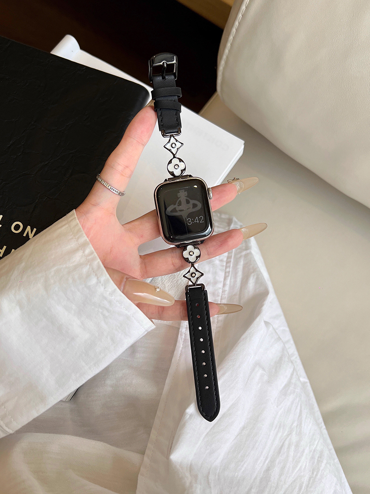 Retro Pattern Connecting Buckle Leather Band