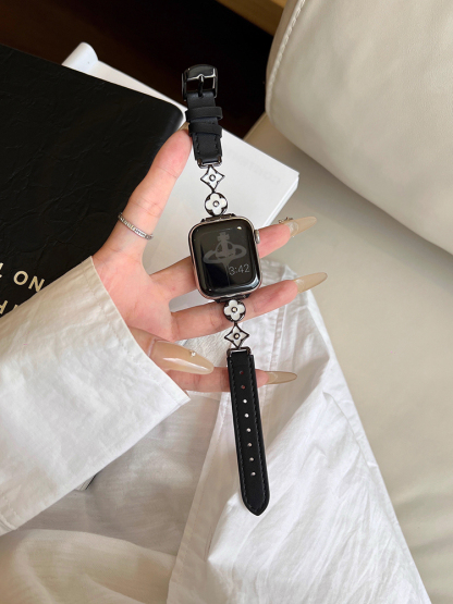 Retro Pattern Connecting Buckle Leather Band