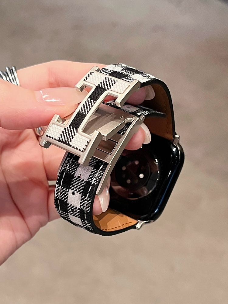Plaid Pattern H Magnetic Buckle Leather Band