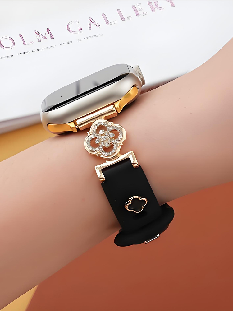 Hollow Clover Silicone Band