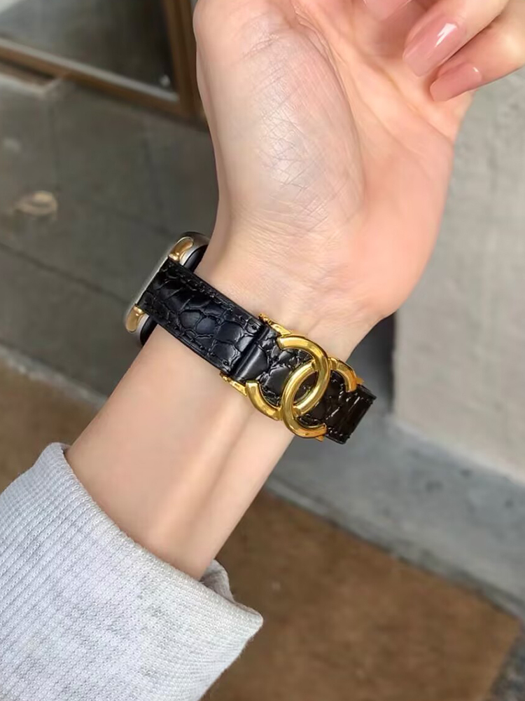 Double C Magnetic Magnetic Leather Band