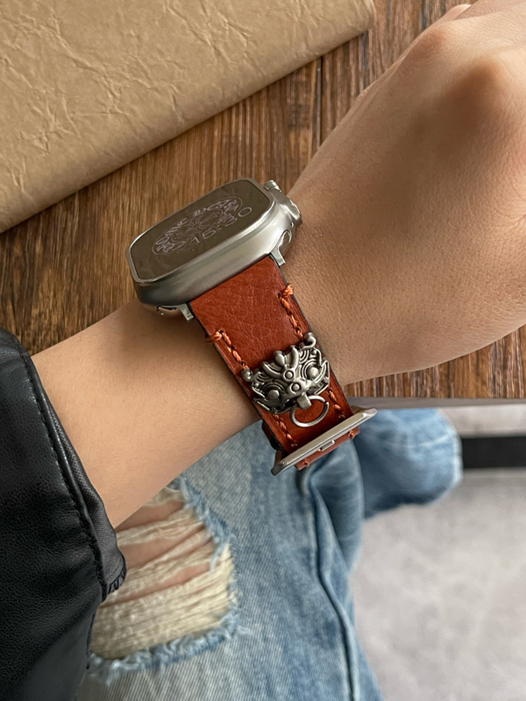 Bronze Lion Leather Band