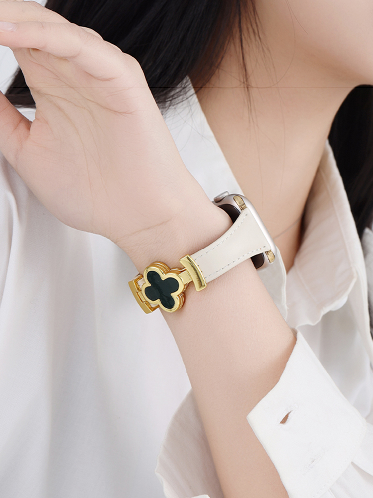 Clover Magnetic Curve Leather Band