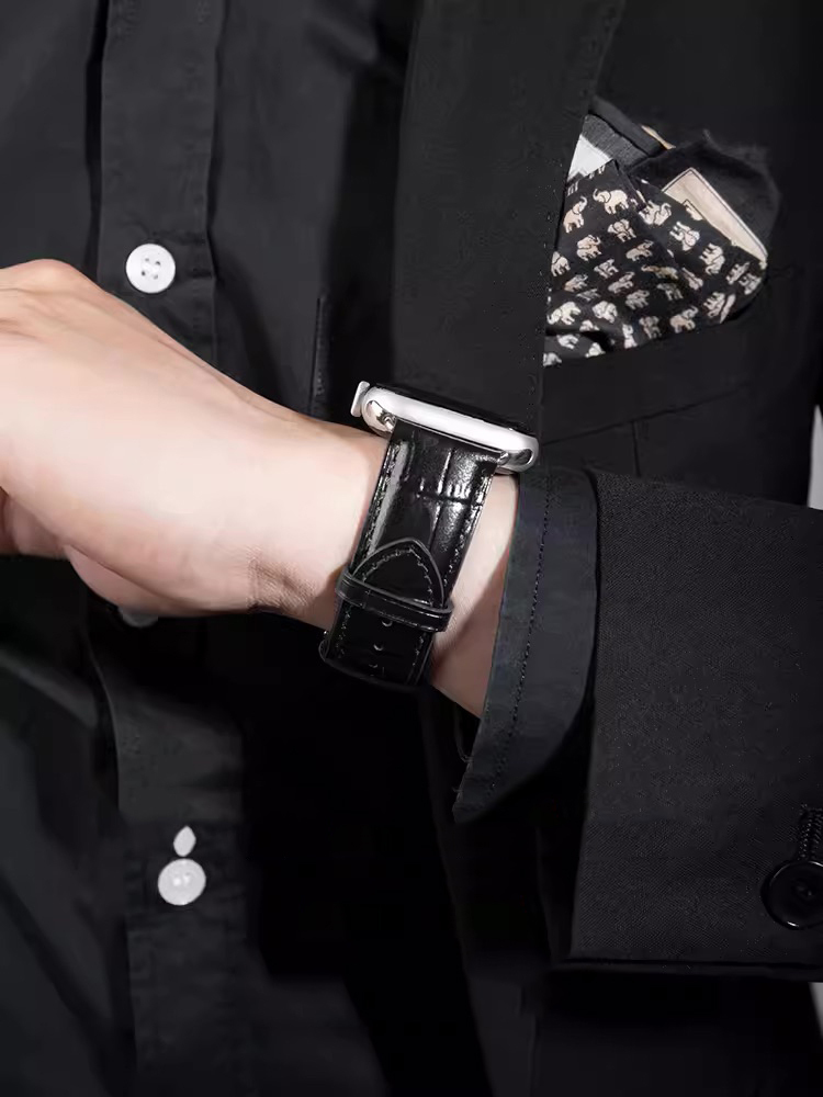 Bamboo Pattern Lantern Buckle Premium Leather Band