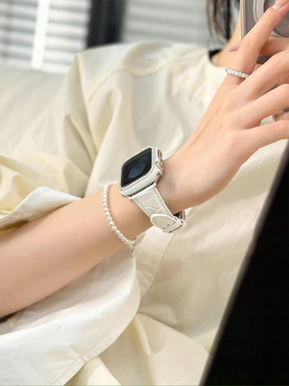 Crocodile Pattern Curve Leather Band