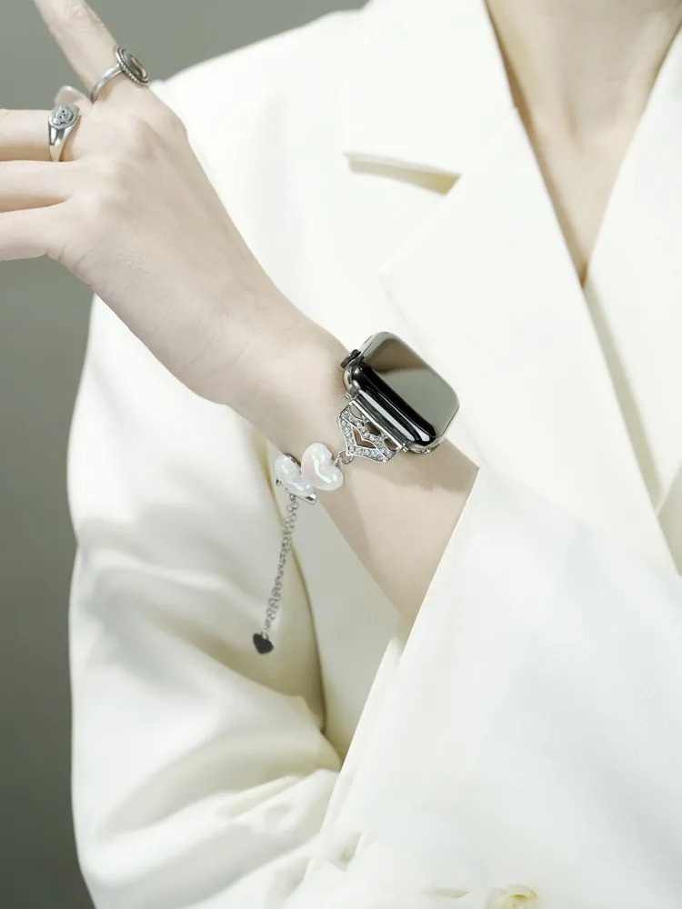 Heart Shaped Pearl Band for Apple Watch