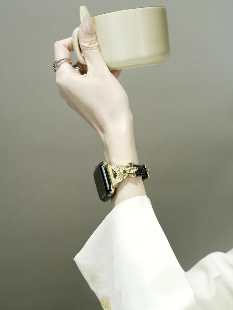 Bee Clasp with Leather Band for Apple Watch