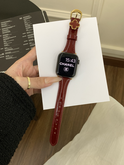 Four-leaf Clover Glossy Leather Band for Apple Watch