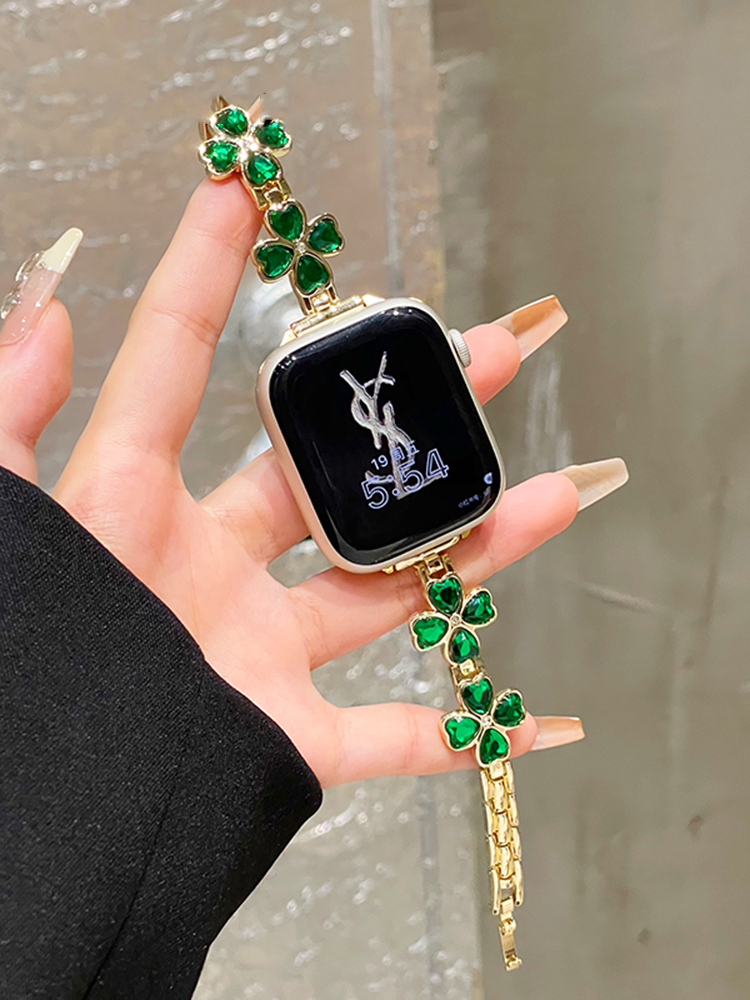 Beautiful Four Leaf Clover Stainless Steel Band