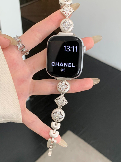 Retro Four-leaf Clover Diamonds Metal Band for Apple Watch