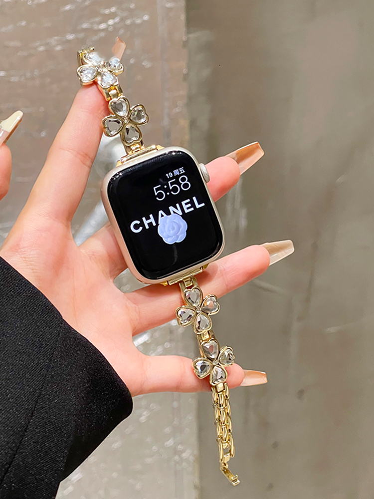 Beautiful Four Leaf Clover Stainless Steel Band