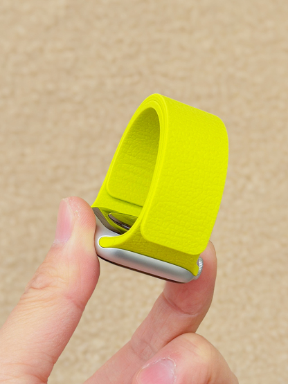 Lychee Pattern Magnetic Silicone Band