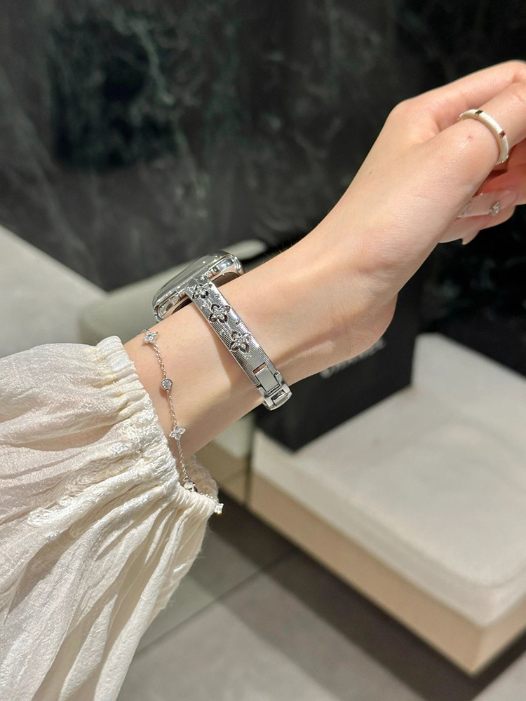 Four-leaf Clover Hollow Bracelet Stainless Steel Band