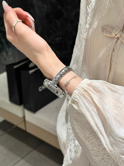 Four-leaf Clover Hollow Bracelet Stainless Steel Band