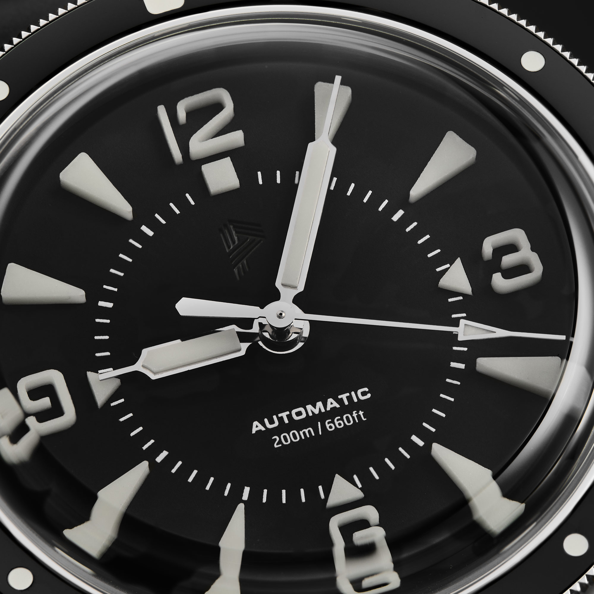 PH-2 LIP homage diver watches