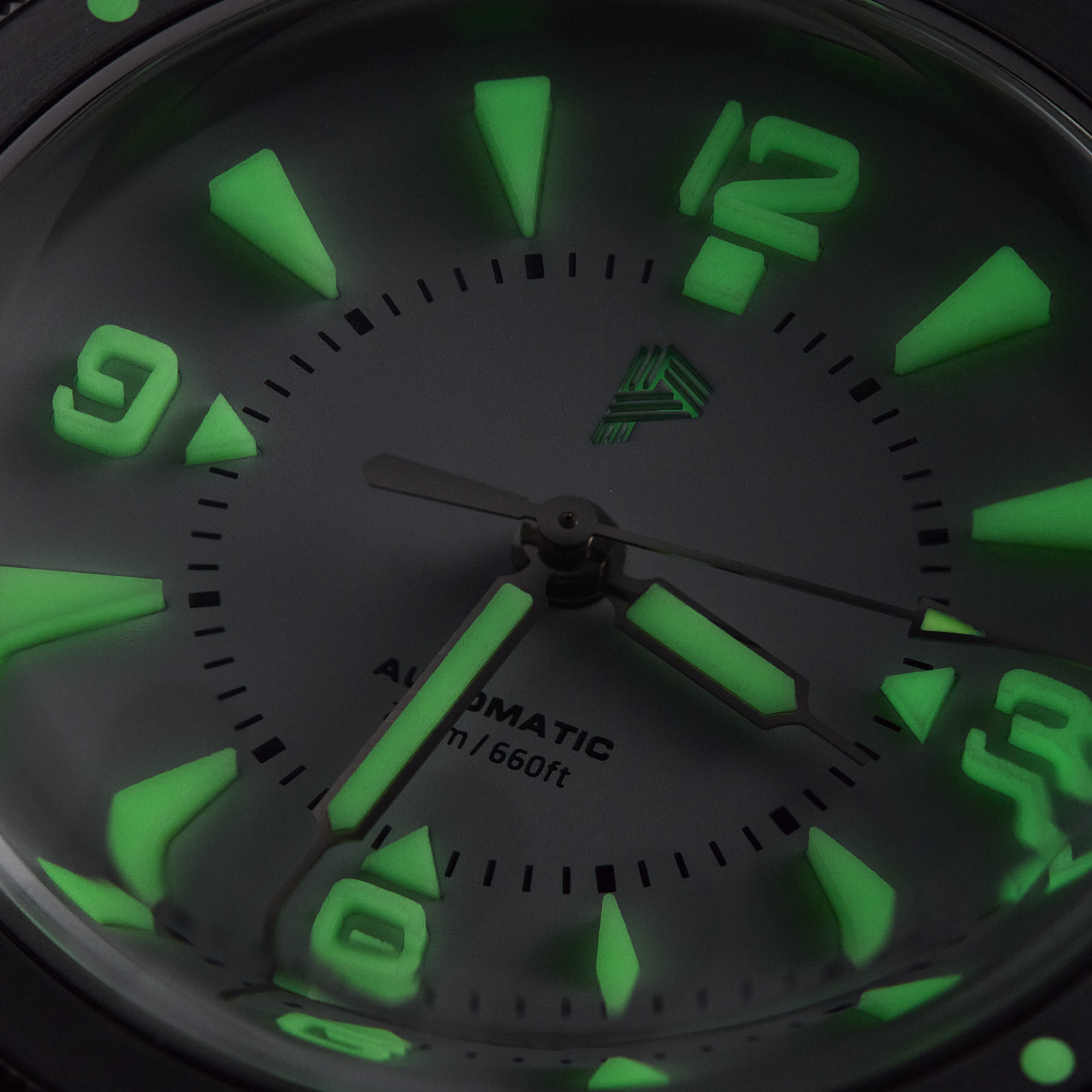 PH-2 skin diver watches with bracelet -white dial