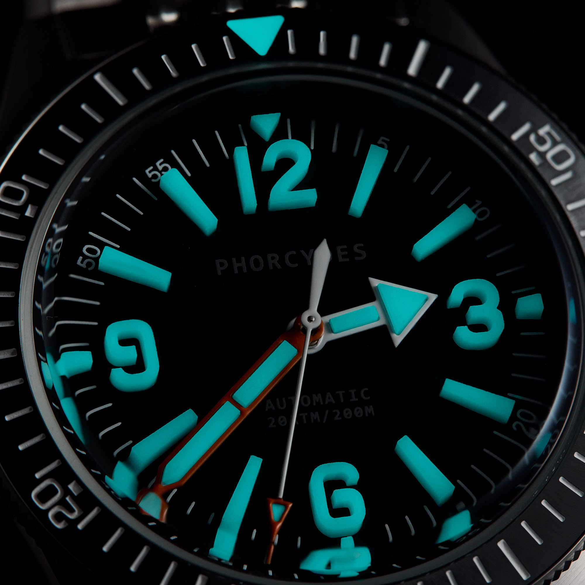 PH-4B skin diver watches with bracelet