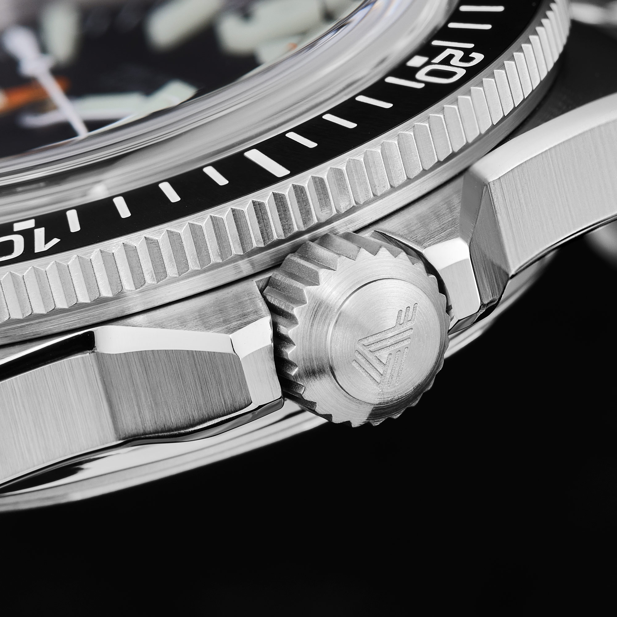 PH-4B skin diver watches with nylon loop