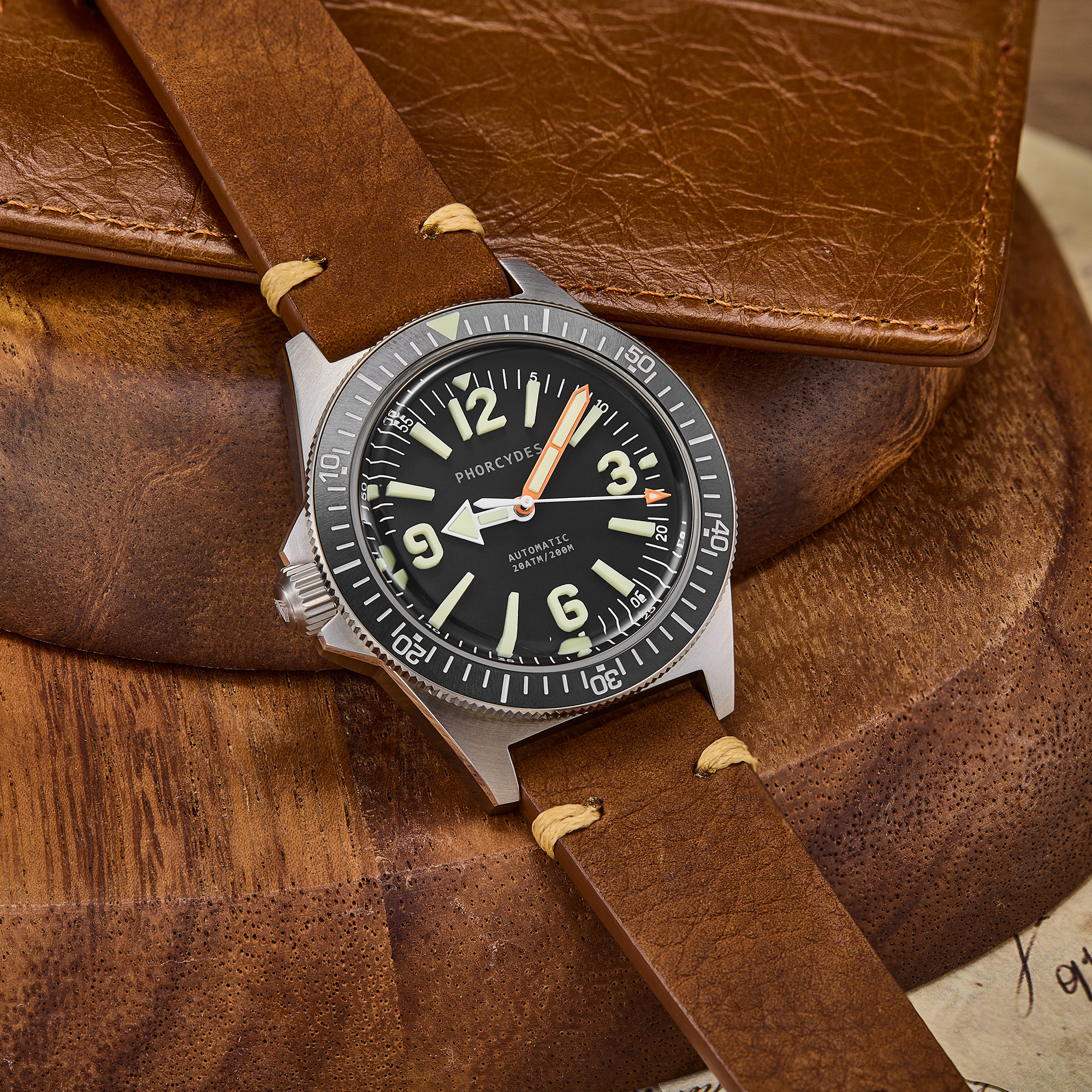 PH-4A skin diver watches with leather strap