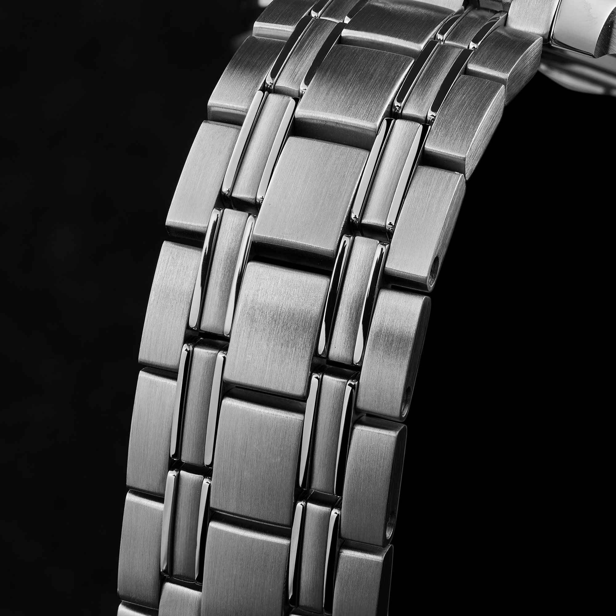 PH-6  with bracelet (black dial)