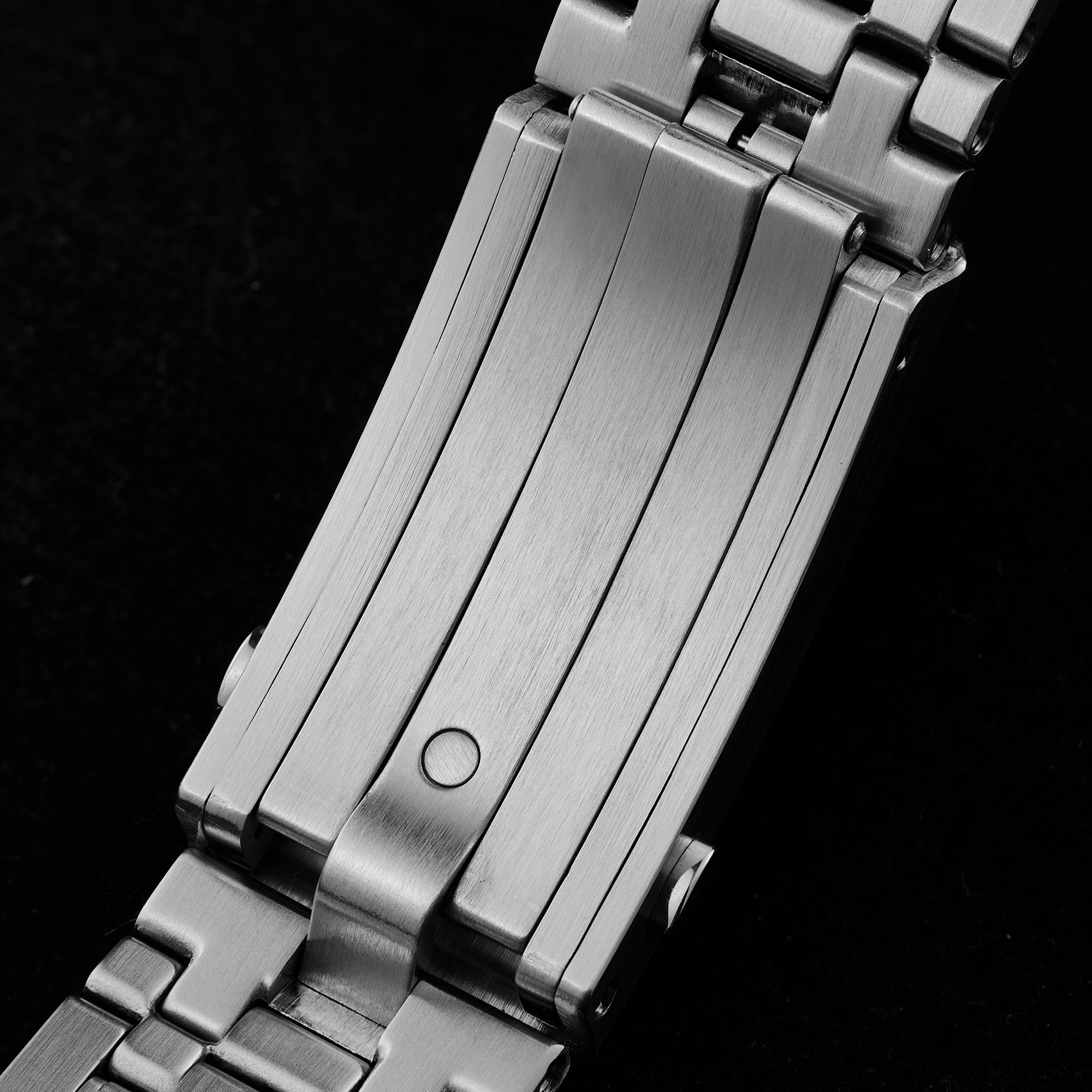 PH-6  with bracelet (black dial)