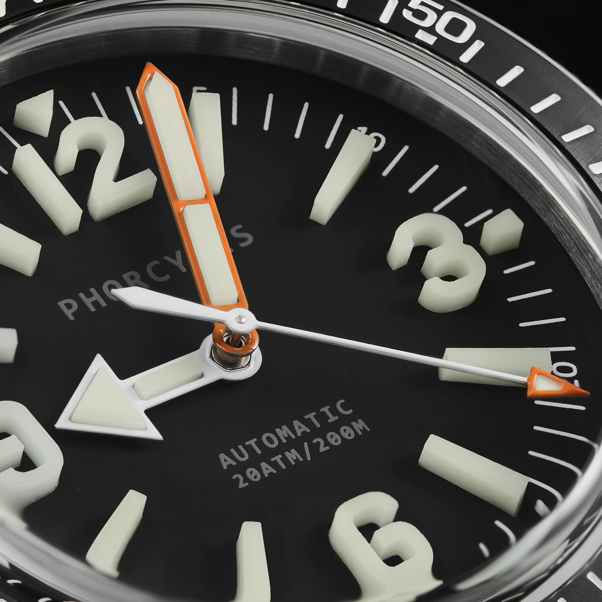 PH-4B skin diver watches with bracelet