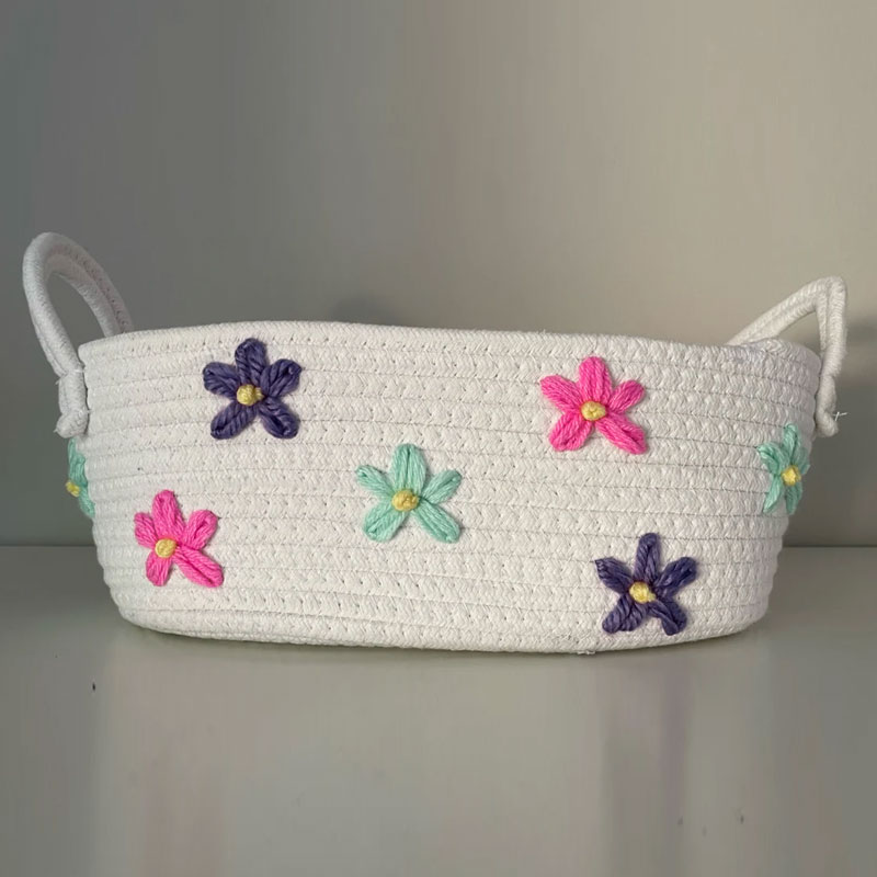 Baby Custom Name Basket with Daisy design