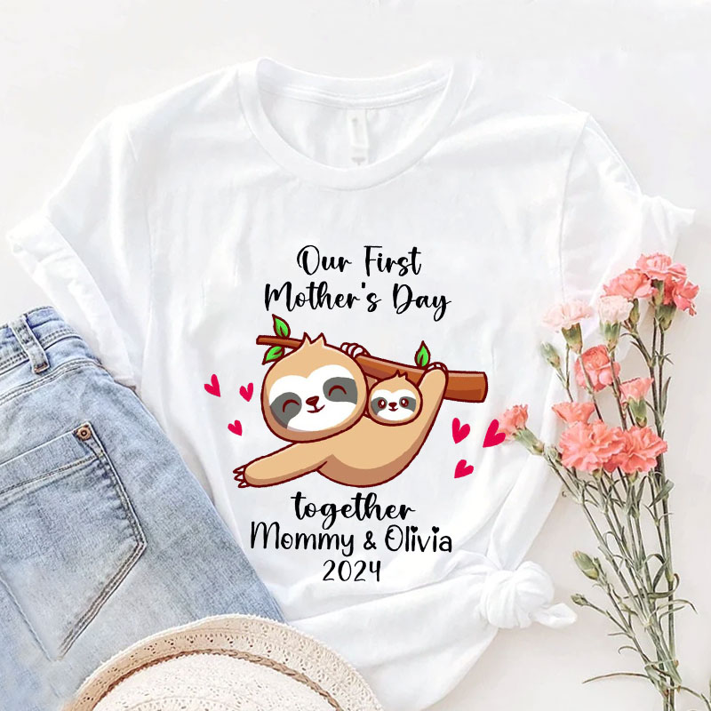 [Adult Tee]First Mother's Day Shirt Sloth Mommy Matching Shirt