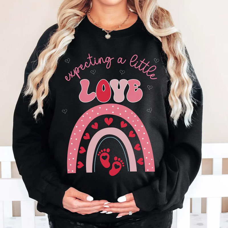 Valentines Day Pregnancy Announcement Mama est 2024 Crewneck Sweatshirt