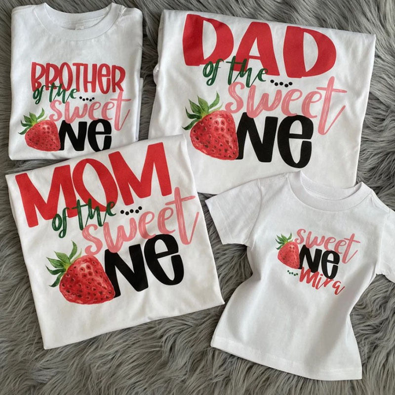 [Youth Shirt / 2-14 Years]Sweet One Strawberry Birthday Youth Shirt