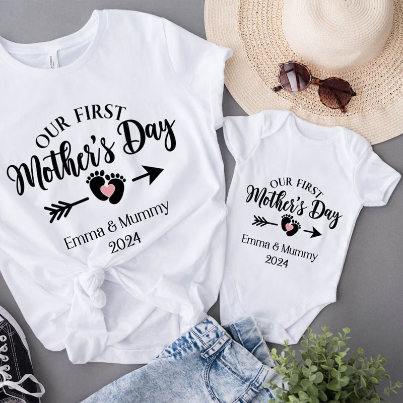 [Baby Bodysuit]Our First Mothers Day Baby Footprint Bodysuit