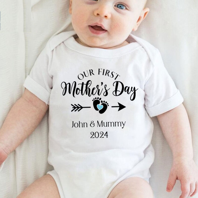 [Baby Bodysuit]Our First Mothers Day Baby Footprint Bodysuit