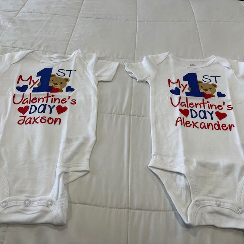 [Baby Bodysuit] Personalized Name 1st Valentine's Day Baby Girl Onesies