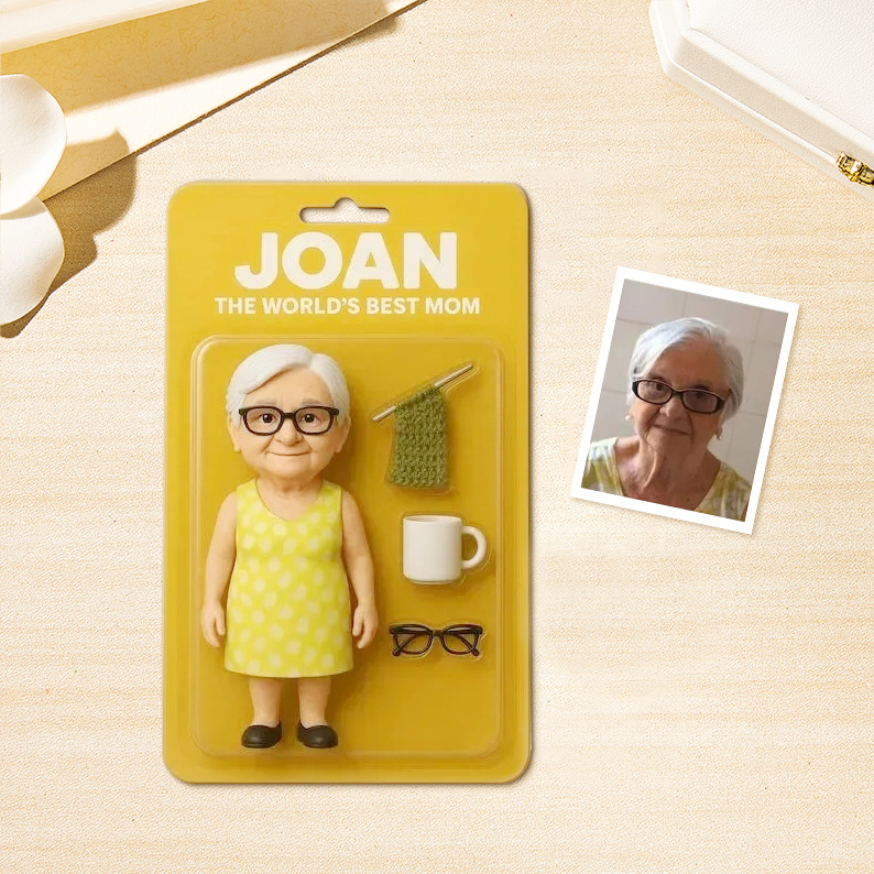 Custom Action Figure Pack With 3D Visual Effect Packaging Toy Box Style Art Gift Personalized Acrylic Keychain Gift for Family