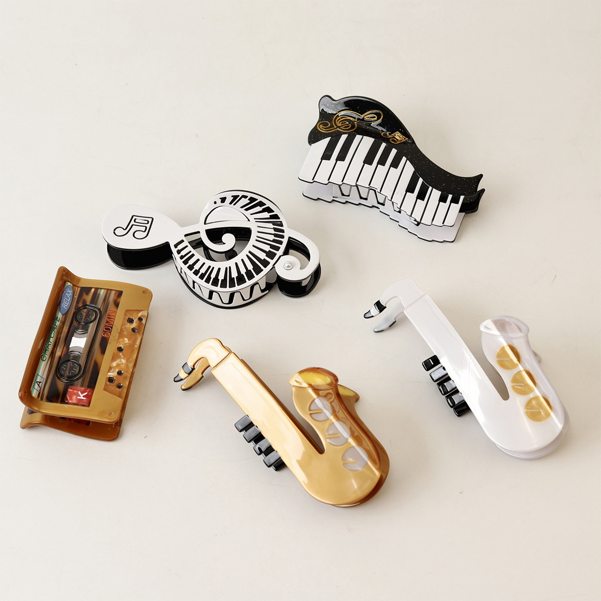 Musical Instrument Hair Claw Clip – Stylish Piano, Guitar & Saxophone Hair Accessory for Music Lovers