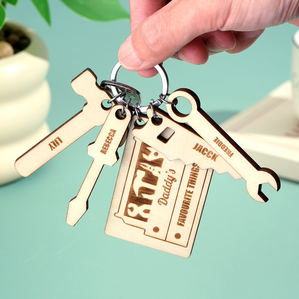 Personalised Wooden Dad’s Toolbox Child Family Tag Keyring