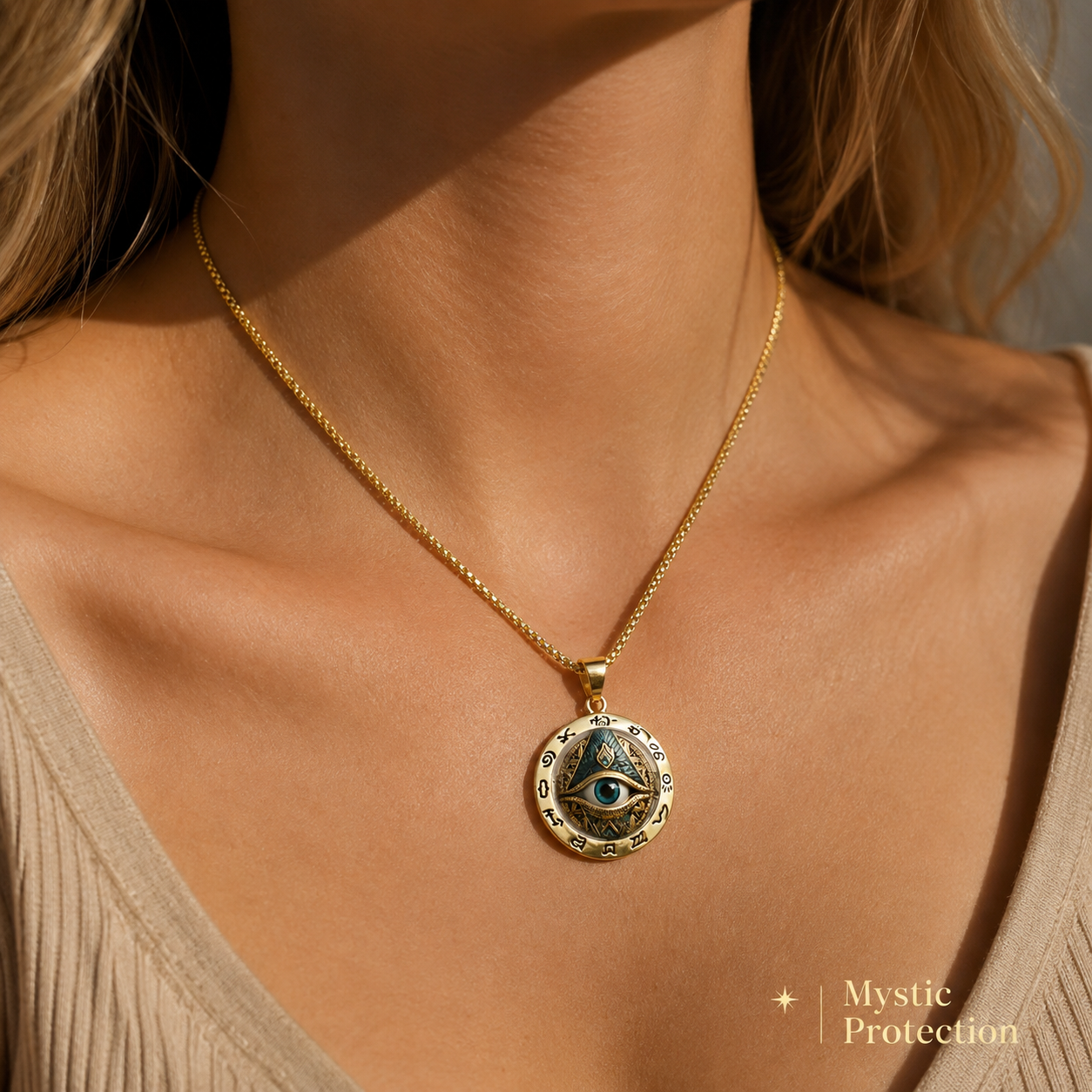 Vintage Eye Pendant Necklace – Geometric Pattern Charm Necklace for Everyday Wear