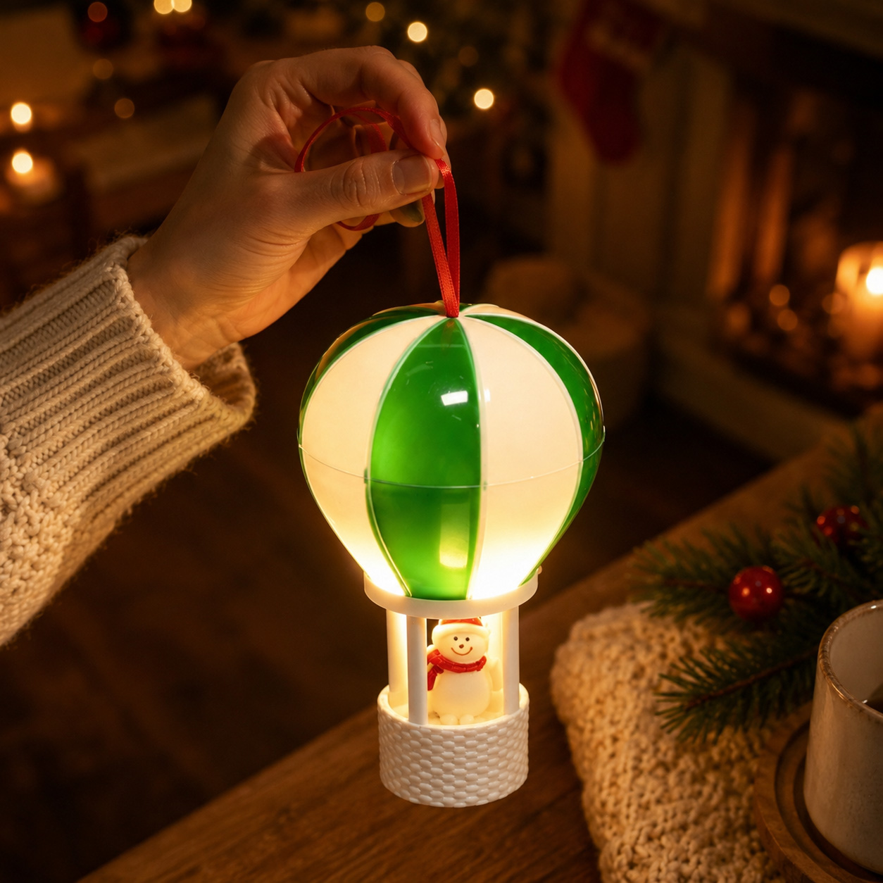 Christmas Hot Air Balloon Night Light – Portable Handheld Holiday Decor, Festive Table & Room Light